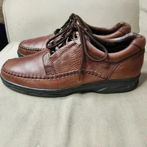 WONDERLITE Men's Shoes Size 13M Comfort Oxfords Brown Leather Round Toe - Picture 3 of 7